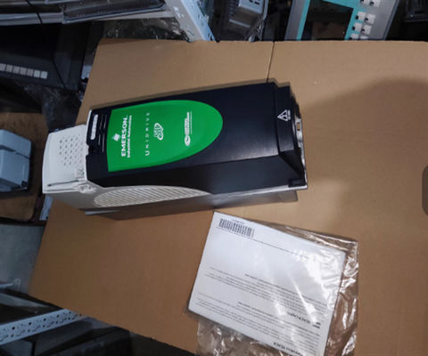 SP1402 Técnicas de control Unidrive SP Panel montado módulo de alimentación redundante con número de parte KJ3201X1-BA1