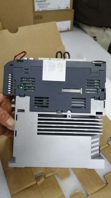 MITSUBISHI AC SERVO AMPLIFIER MR-J3-100A-RJ070 Importado original nuevo