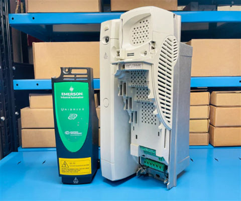 Técnicas de control de Emerson SP2402 UniDrive, 380-480V 50-60Hz 3ph 20.2A / 0-480V
