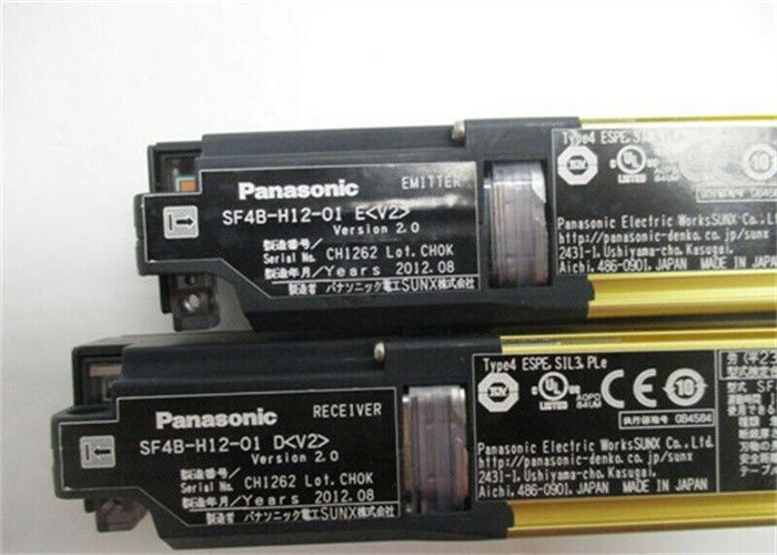 El tipo servo industrial de la mano de Panasonic Sf4b-H12-01 conduce 230m m no compatibles