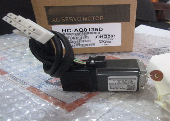 NUEVO motor servo industrial de los motores HC-AQ0135D 10W Melservo de Mitsubishi en existencia