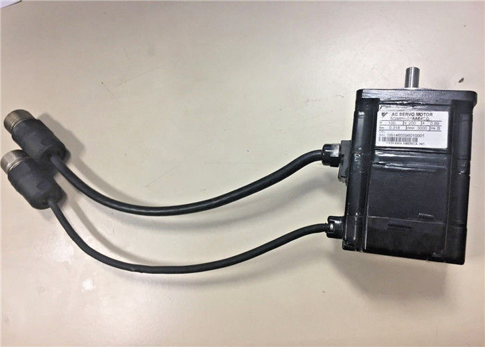 Motor servo industrial 100W 200V de la CA de Yaskawa del motor servo de SGMPH-01AAE4CD Japón