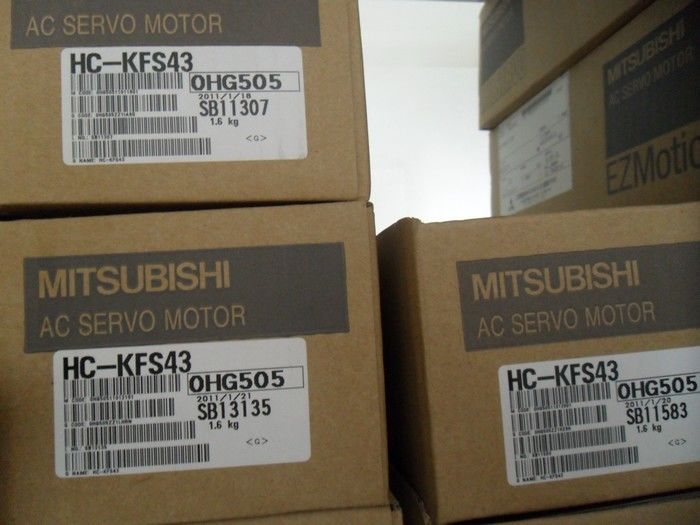 Salida del motor servo 3.5KW 2000 RPM 3,5 de Mitsubishi HC-UFS352 Melservo HC