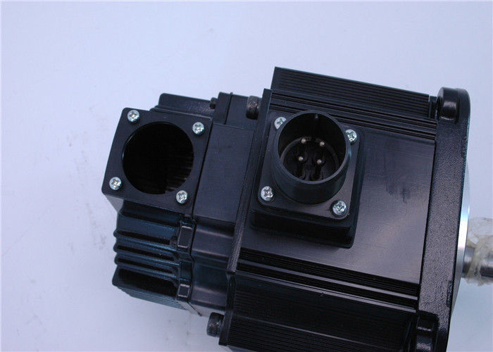 Motor servo nuevo de SGMG-05ASRCS 1PCS y original industrial nuevo 450W 3.8A de la CA de Yaskawa