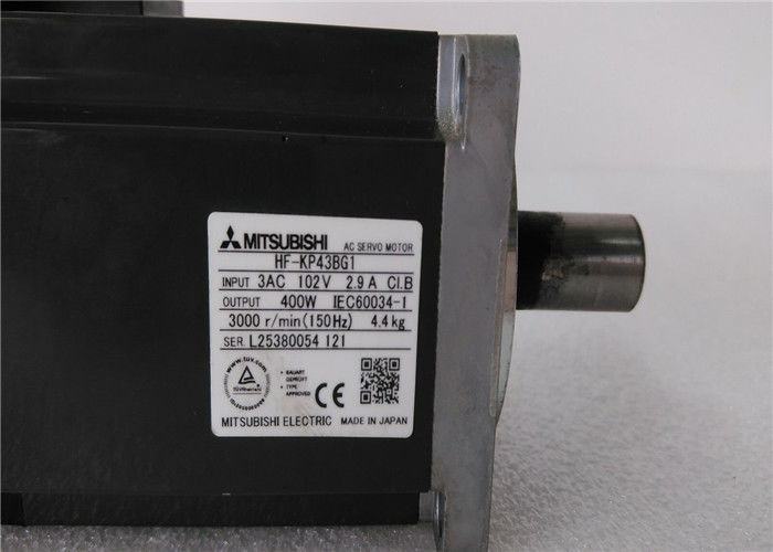 Motor servo industrial HF-KP43BG1 de la máquina de coser de Mitsubishi con el engranaje 400W 102V 3000RPM