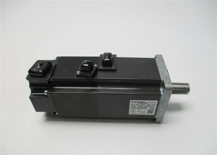 Motor servo industrial HF-KP43BK 400W 102V 3000RPM de la máquina de coser de Mitsubishi nuevo en existencia