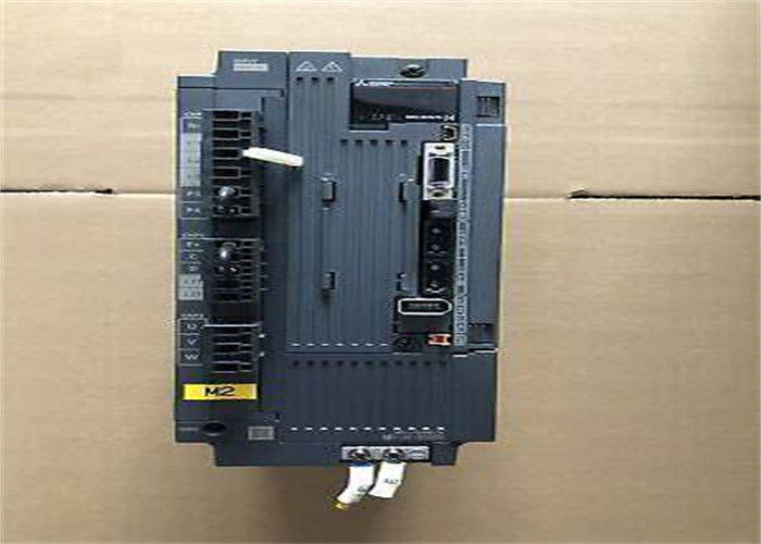 SERIE SERVA del AMPLIFICADOR MELSERVO-J3 de la CA de MITSUBISHI MR-J3-350B4 3,5 kilovatios SSCNET III 400 VAC trifásicos