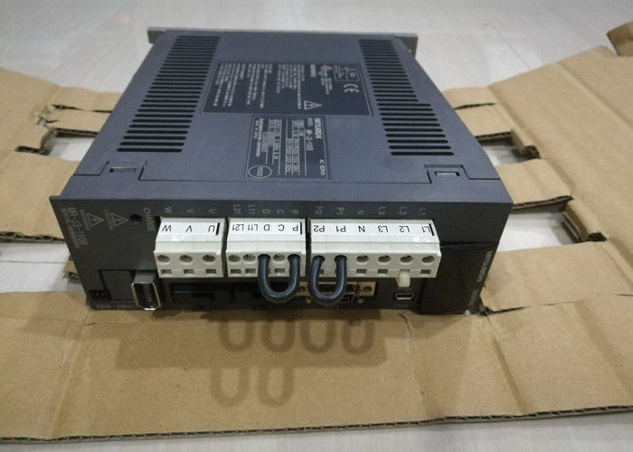 Amplificador MR-J3-100B-RJ006 2.5A 200-230VAC de Mitsubishi 1KW impulsión serva industrial de 3 fases