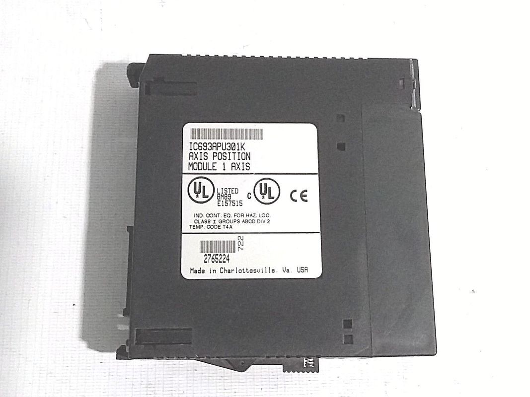 IC693BEM320 GE Fanuc Serial Interface Device permite la conexión de hasta 64 módulos de puntos de entrada y salida