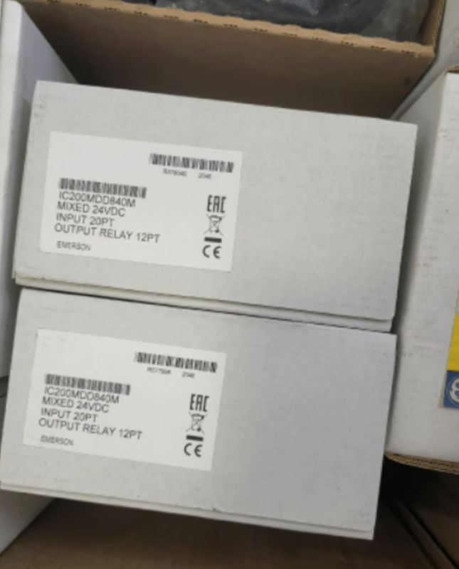 IC200MDD840 20 entradas discretas y 12 salidas de relé agrupadas en dos filas de 10