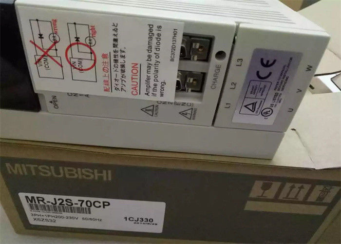 Nuevo Mitsubishi 750W Industrial AC Servo Motor Drive MR-J2S-70CP Amplificador de tres fases