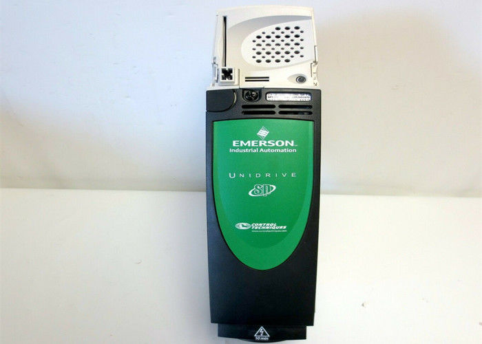 NIDEC EMERSON TECNICAS DE CONTROL UNIDRIVE SP1201 Accionamiento de corriente alterna 0,75 kW 240V 5.2A SP1.5TL 1,5HP