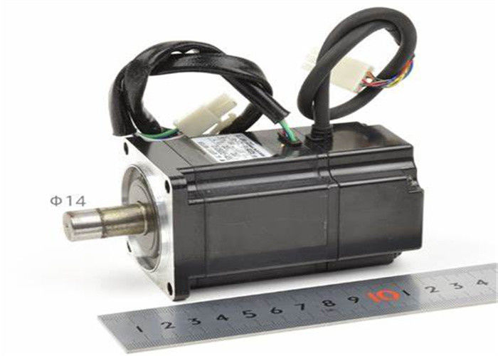 Yaskawa SGM-02B312 Servomotor nuevo en la caja original 100V