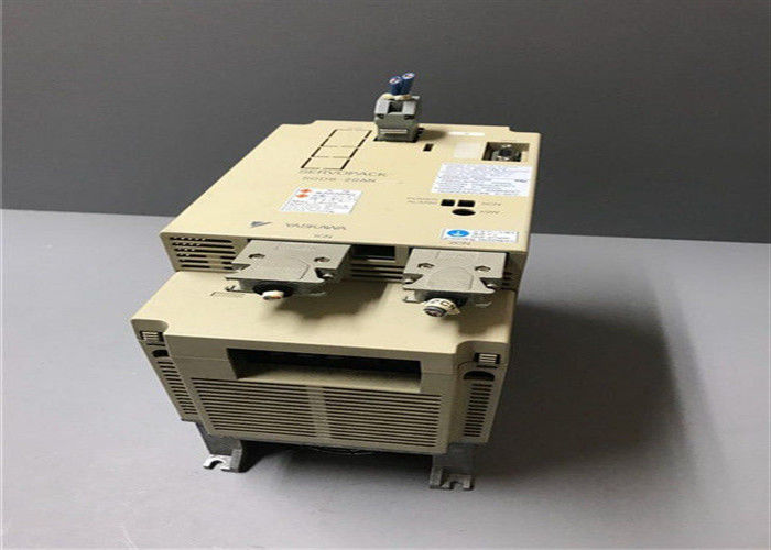 Yaskawa SGDB-20AN Servo Drives Nuevo en la caja original 200V