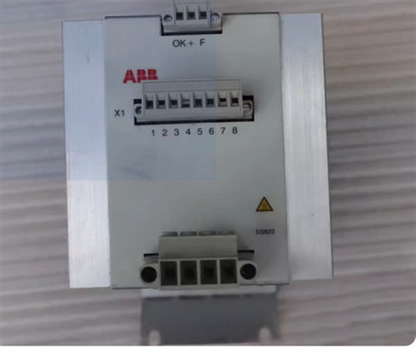 ABB 3BSE038226R1 (SS823) Unidad de votación de potencia Protección contra el voltaje