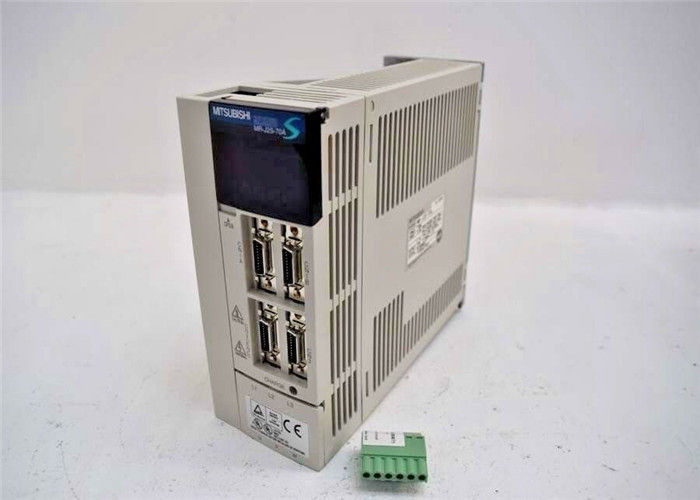 Mitsubishi Electric 400W MR-J2S-40A-PY091 Dirección de servicio de CA industrial 0-360HZ NUEVO