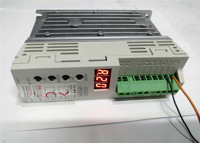 Mitsubishi MELSERVO AC Servo Drive MR-C20A1-L 200W Amplificador industrial 1.5A 100-115VAC El motor de transmisión de corriente al aire acondicionado es un amplificador de corriente al aire acondicionado que tiene una capacidad de transmisión de energía superior a 100 VAC.