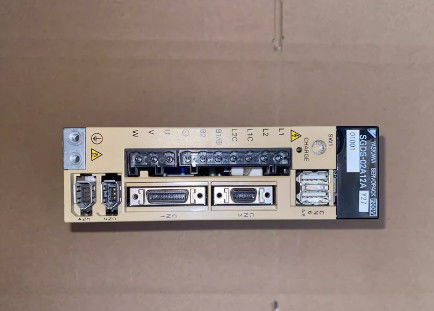 200V 3 Fase 50/60 Hz 100W Salida Servomotor de control de vectores industriales con entrega