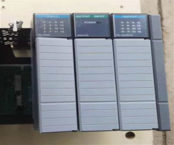 Allen-Bradley 1746-P2 SLC 500 Fuente de alimentación de montaje en bastidor 120/240V CA, 5A